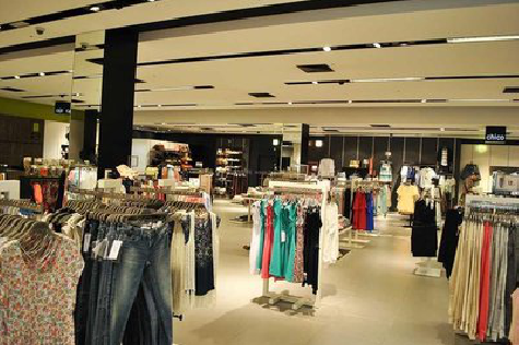 勉县商场里的店面怎么装修？